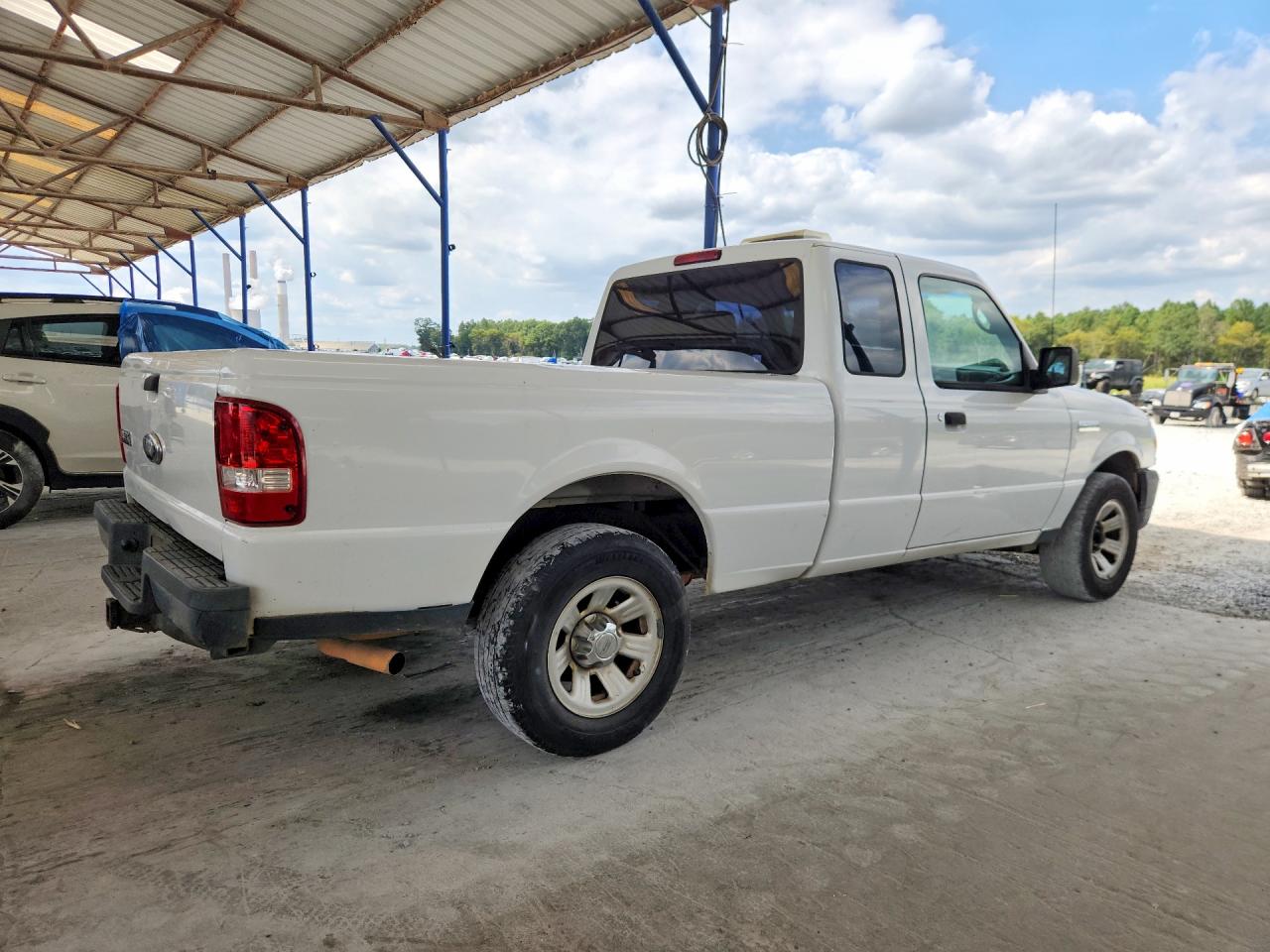 2009 Ford Ranger Super Cab White vin: 1FTYR14DX9PA64899