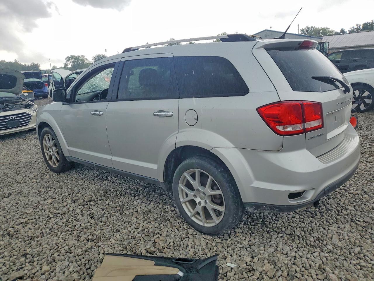 2011 Dodge Journey Crew Серебряный vin: 3D4PG3FG9BT540052