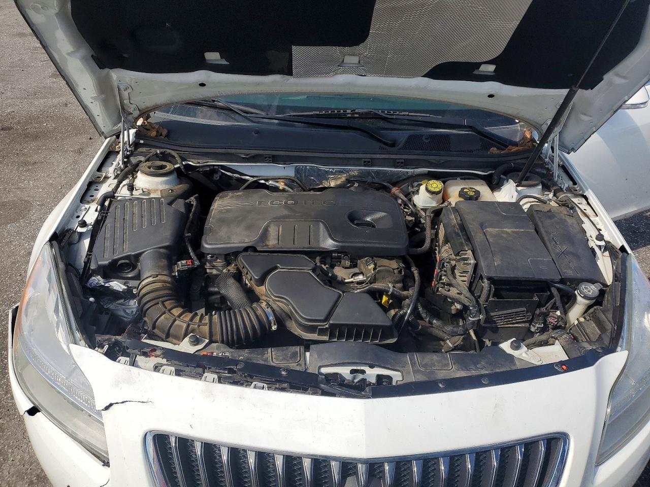 2012 Buick Regal Premium White vin: 2G4GS5EKXC9148484
