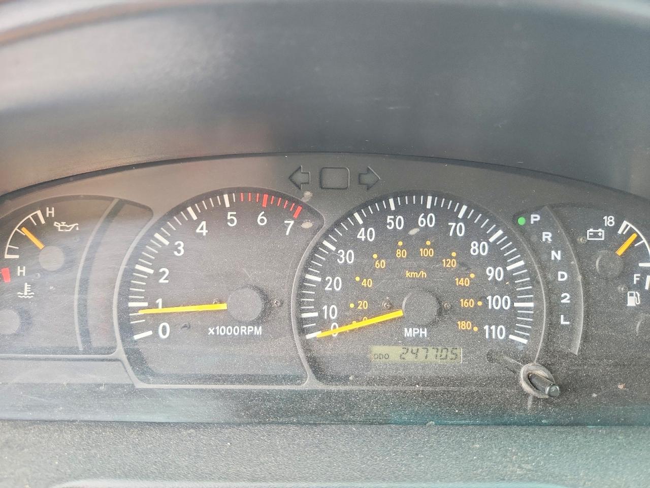 2001 Toyota Tundra Sr5 Green vin: 5TBBT441X1S202989