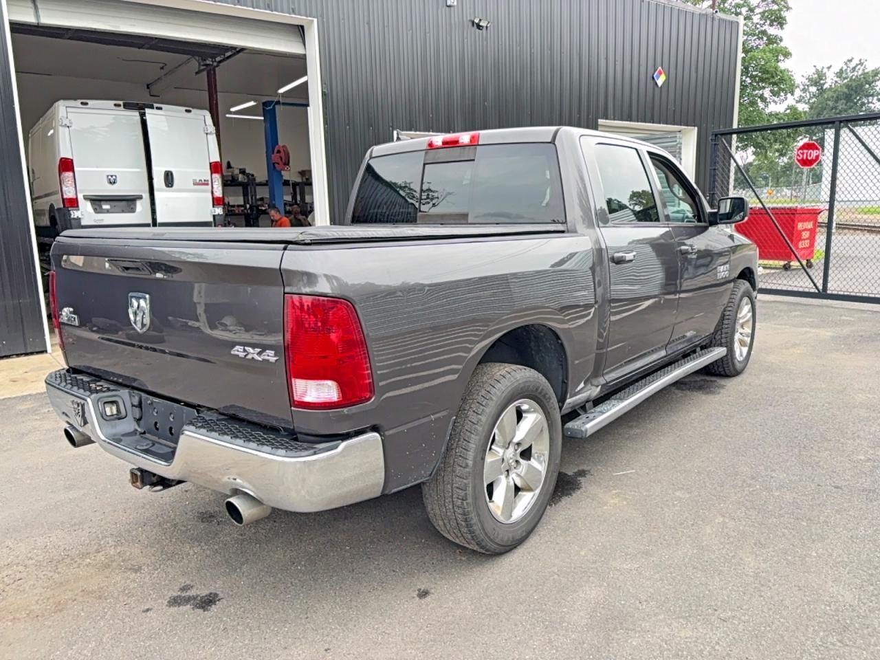 2015 Ram 1500 Slt Gray vin: 1C6RR7LM8FS606896