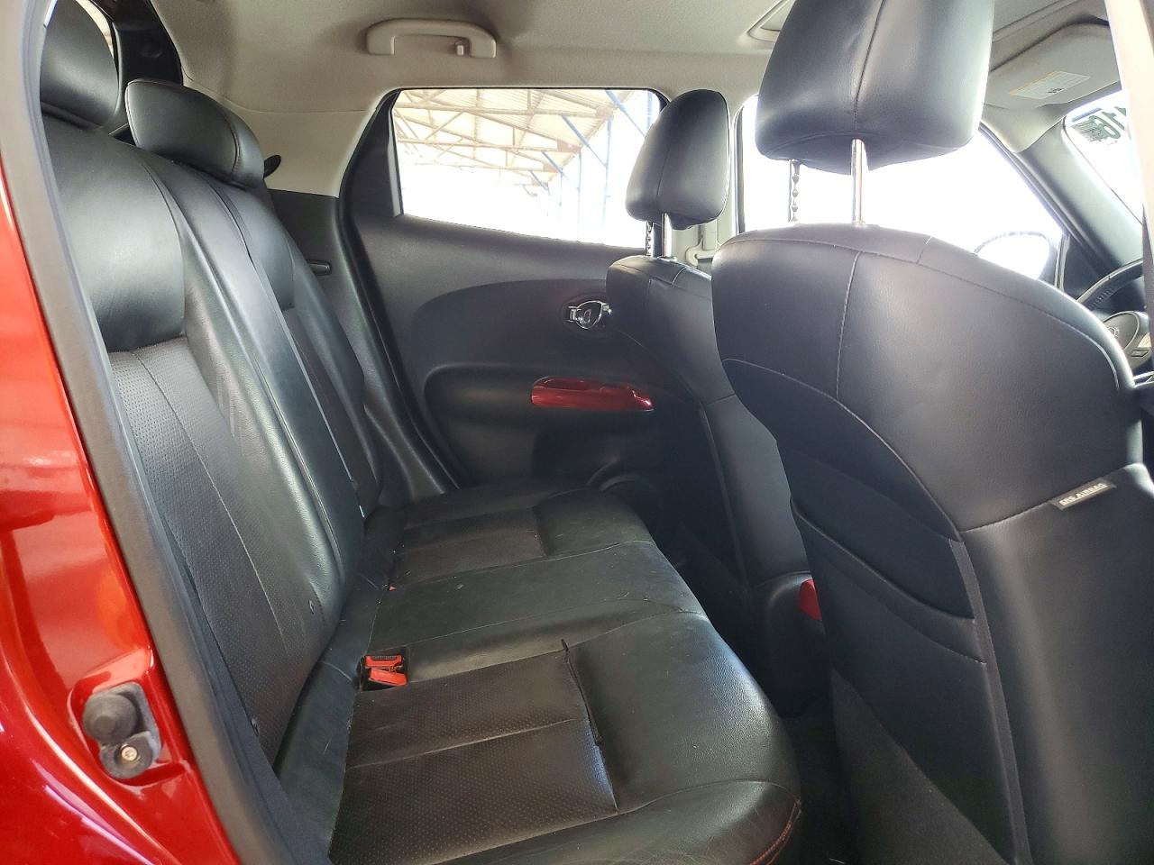 2012 Nissan Juke S Красный vin: JN8AF5MRXCT105161