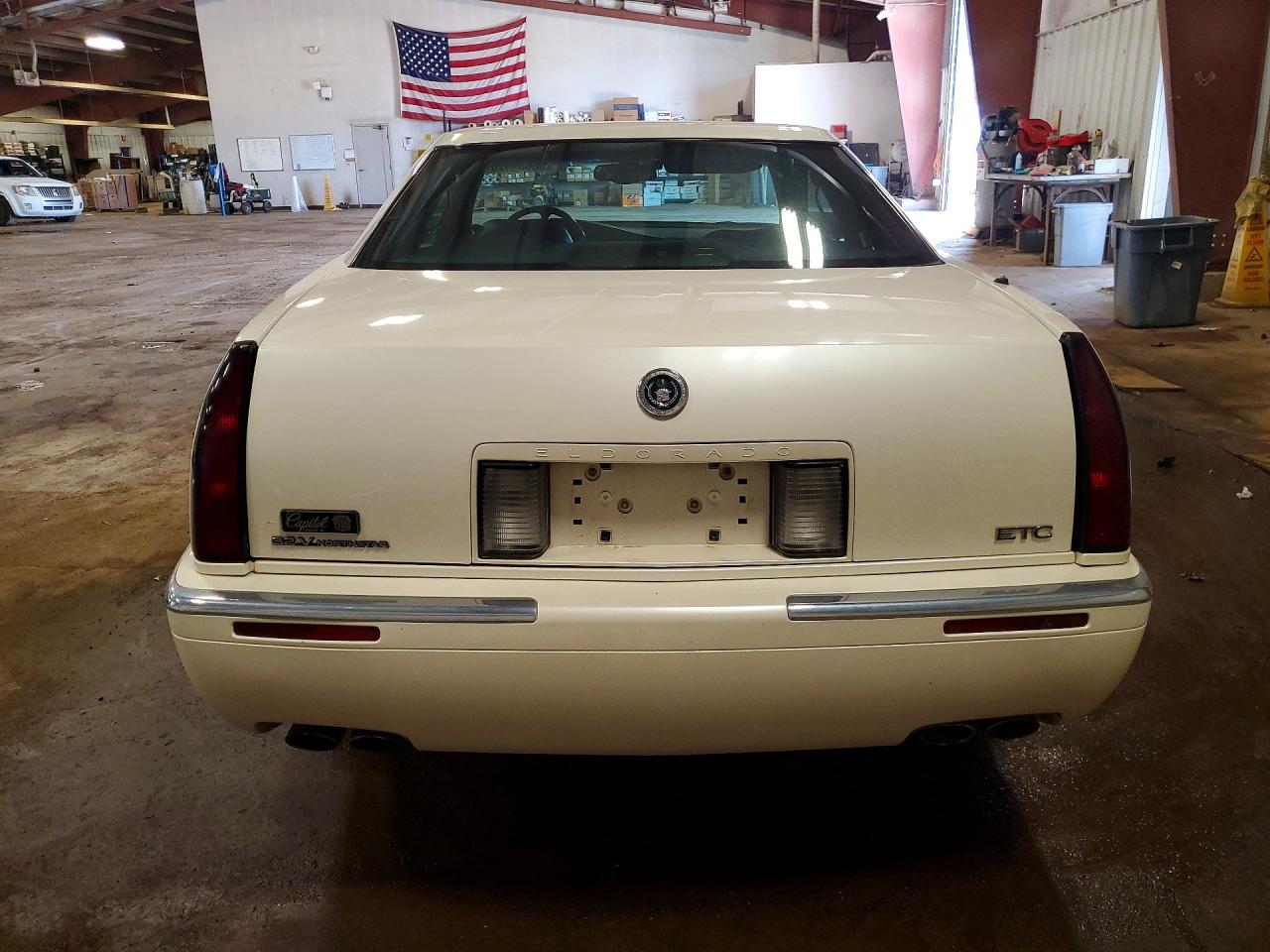 1999 Cadillac Eldorado Touring White vin: 1G6ET1295XU606785