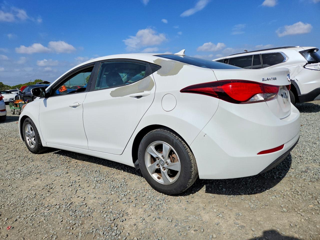 2015 Hyundai Elantra Se Белый vin: 5NPDH4AE5FH573404
