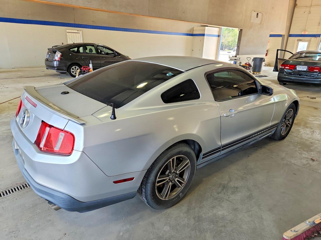 2012 Ford Mustang Silver vin: 1ZVBP8AM7C5287524