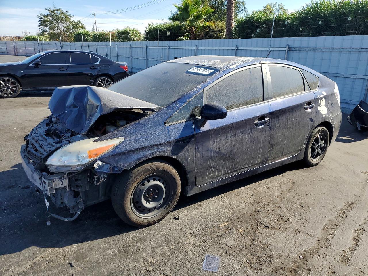 2015 Toyota Prius Two Blue vin: JTDKN3DUXF1911268