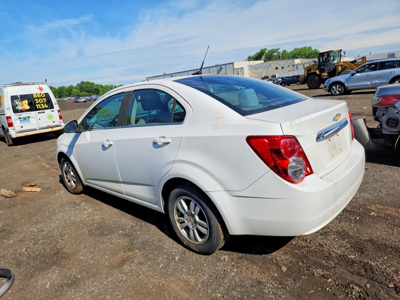 2012 Chevrolet Sonic Lt White vin: 1G1JC5SH7C4105068
