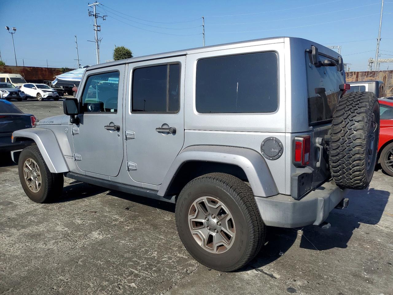 2015 Jeep Wrangler Unlimited Rubicon Silver vin: 1C4BJWFGXFL752423