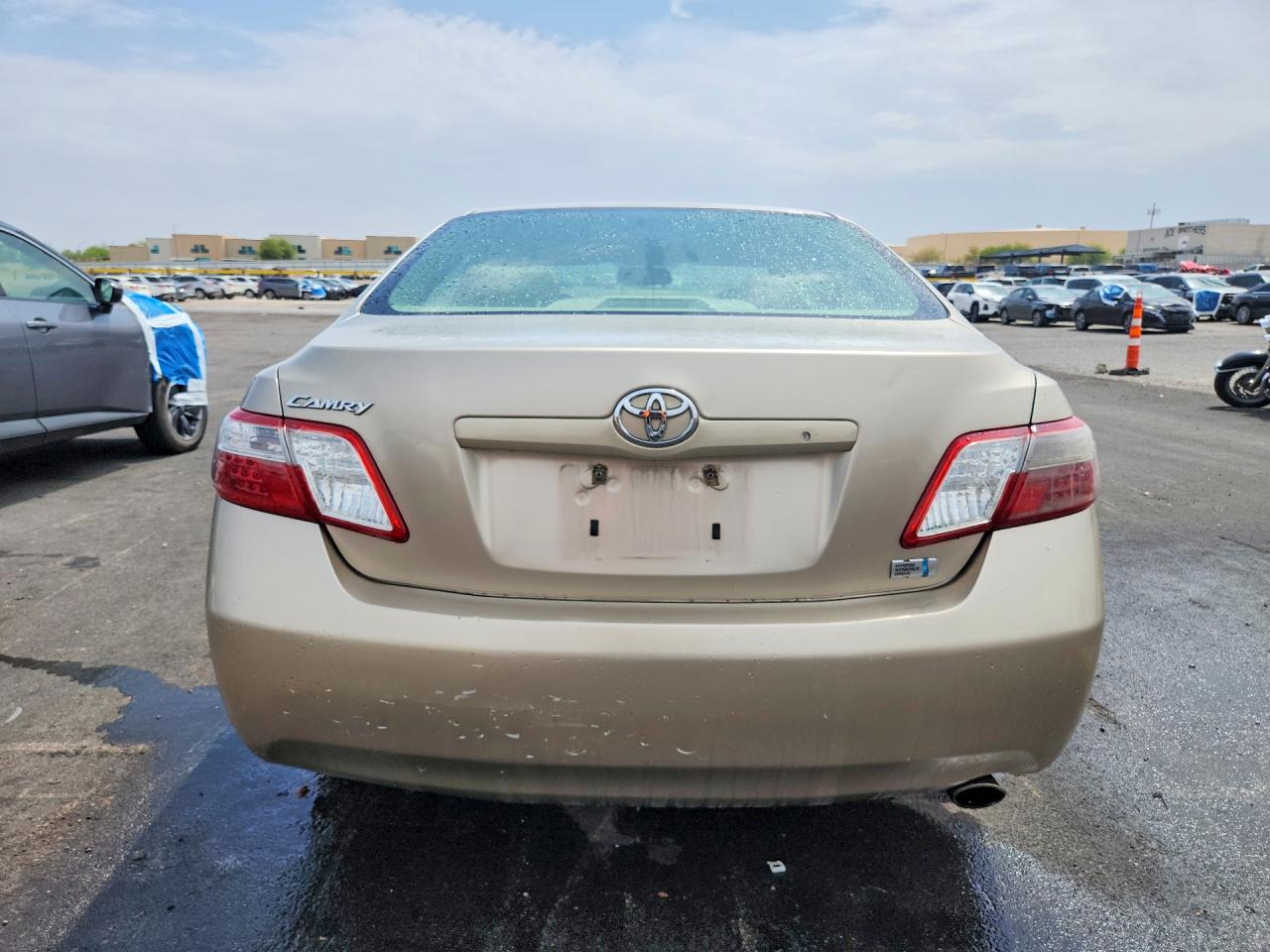 2007 Toyota Camry Hybrid Beige vin: JTNBB46KX73032123
