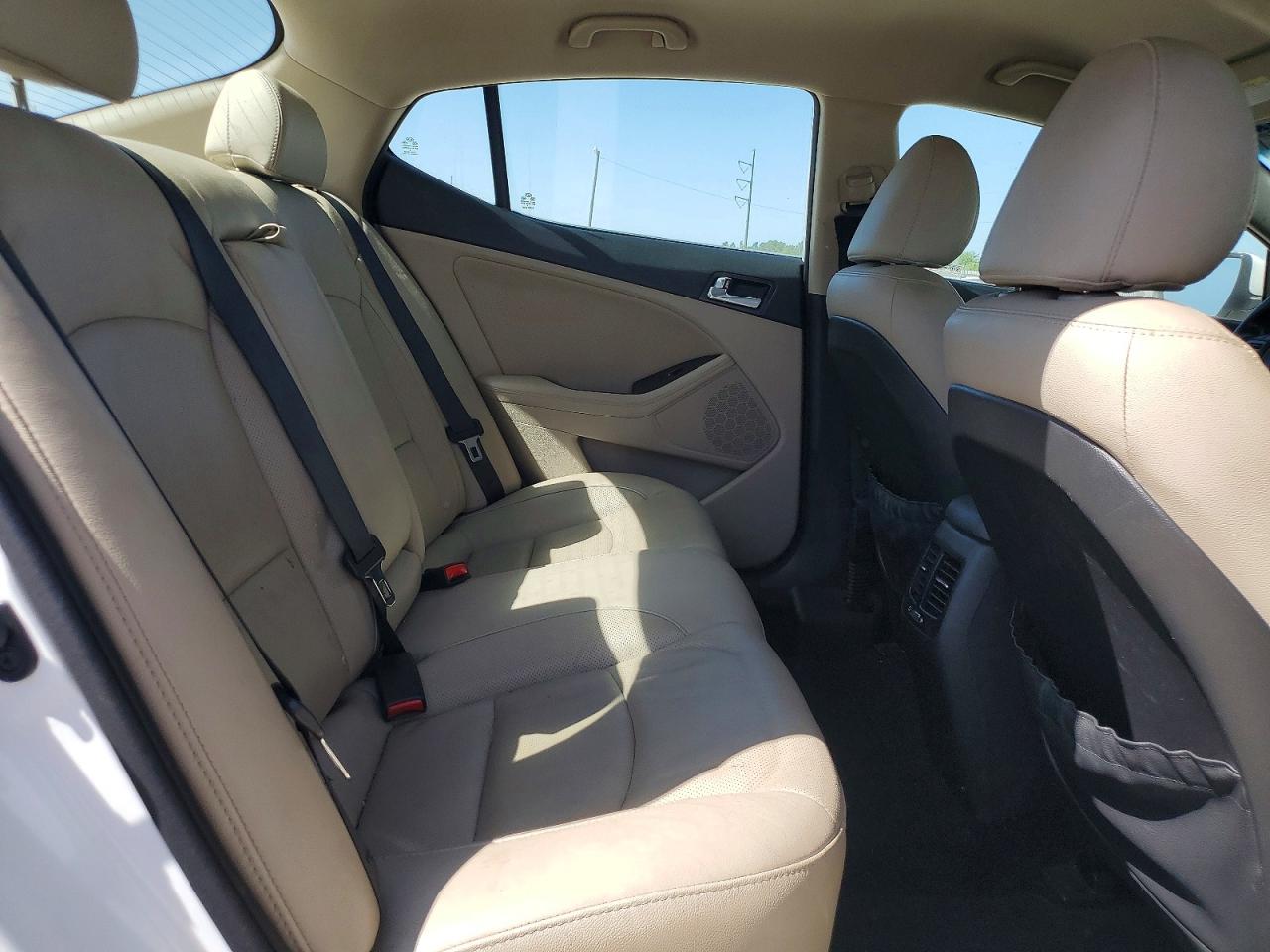 2015 Kia Optima Ex White vin: 5XXGN4A71FG409456