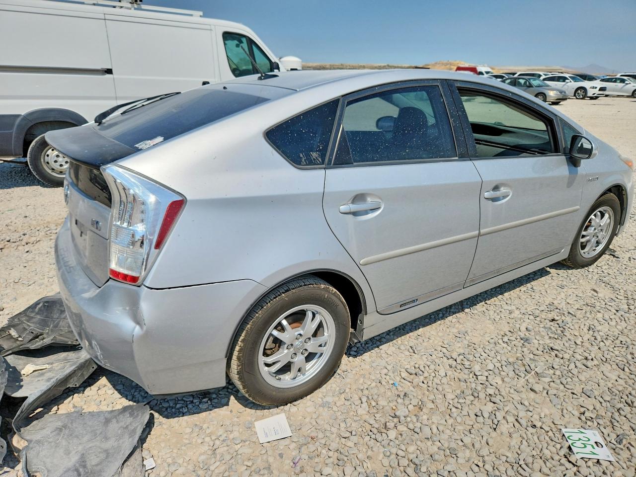 2011 Toyota Prius Four Silver vin: JTDKN3DU1B0288008