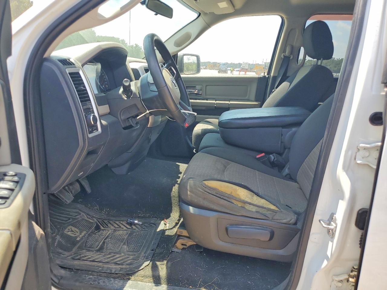 2011 Dodge Ram 1500 Белый vin: 1D7RB1GP0BS560401