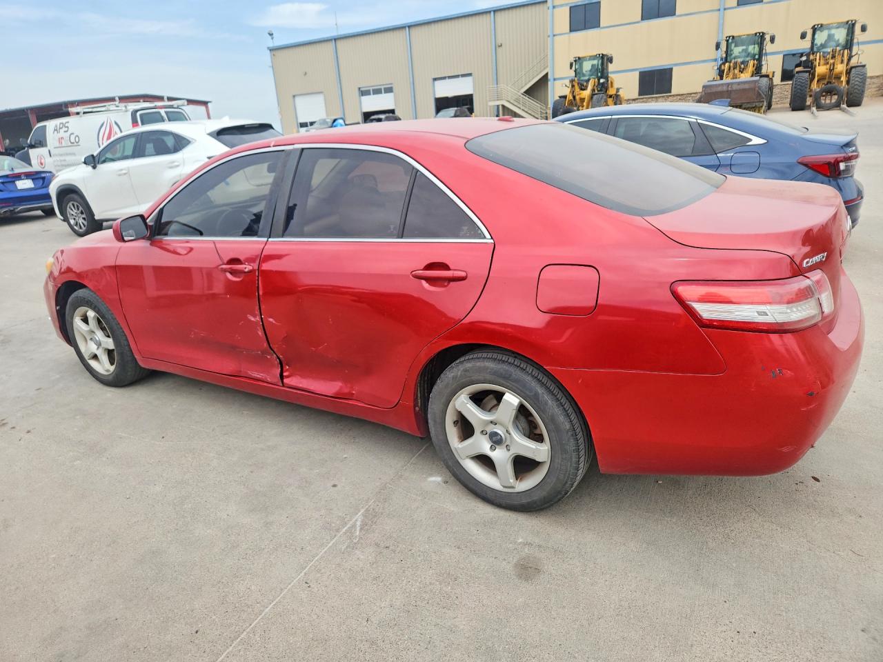 2011 Toyota Camry Le Red vin: 4T1BF3EK5BU735857