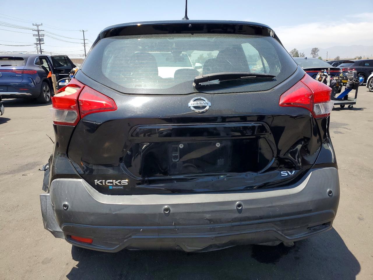 2020 Nissan Kicks Sv Black vin: 3N1CP5CV4LL479675