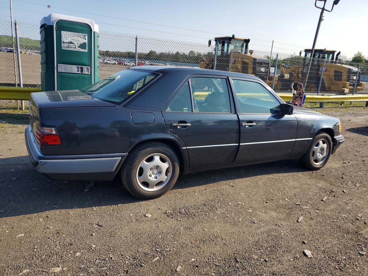 1995 Mercedes-benz E 300d Blue vin: WDBEB31E0SC240130