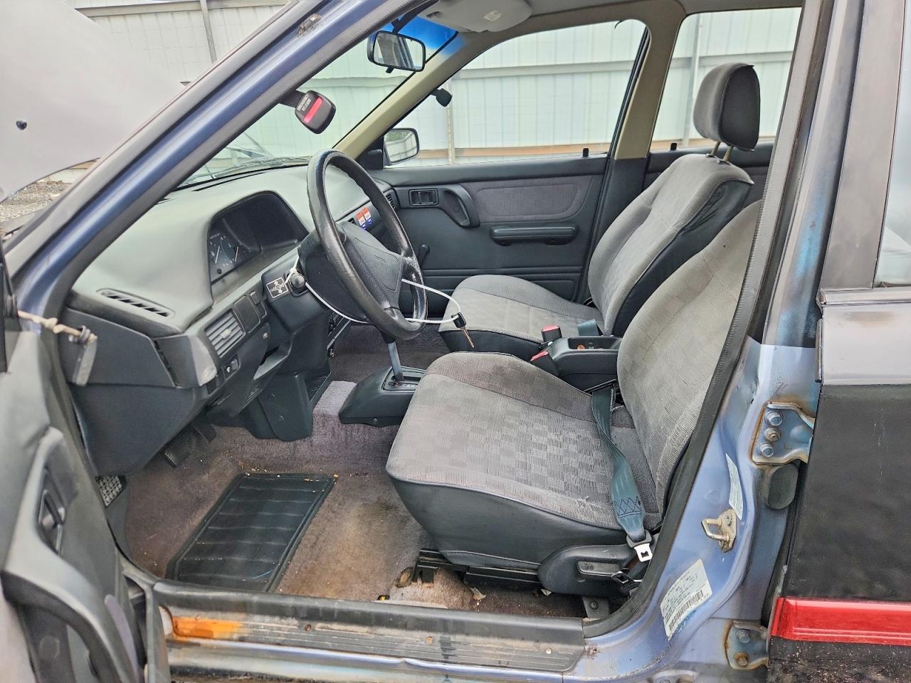 1990 Mazda Protege Se Черный vin: JM1BG2246L0169203