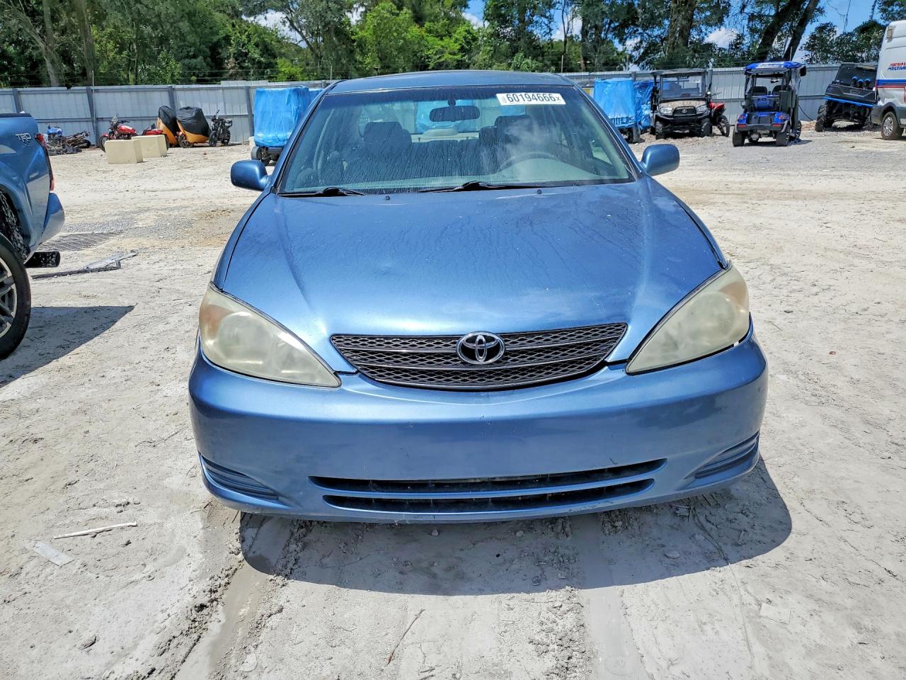 2002 Toyota Camry Le Blue vin: 4T1BE32K32U533865