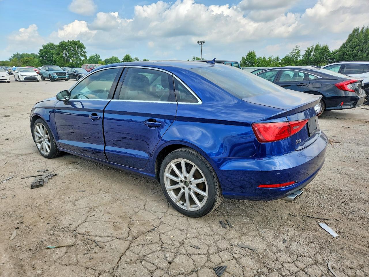2015 Audi A3 Premium Plus Blue vin: WAUCJGFFXF1038673
