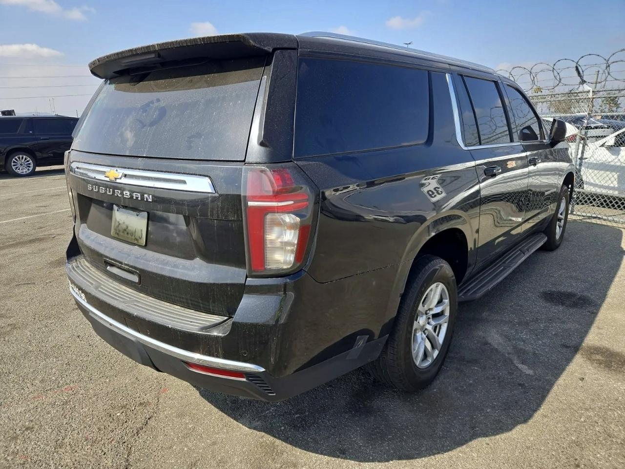 2021 Chevrolet Suburban C1500 Lt Black vin: 1GNSCCKD9MR319441