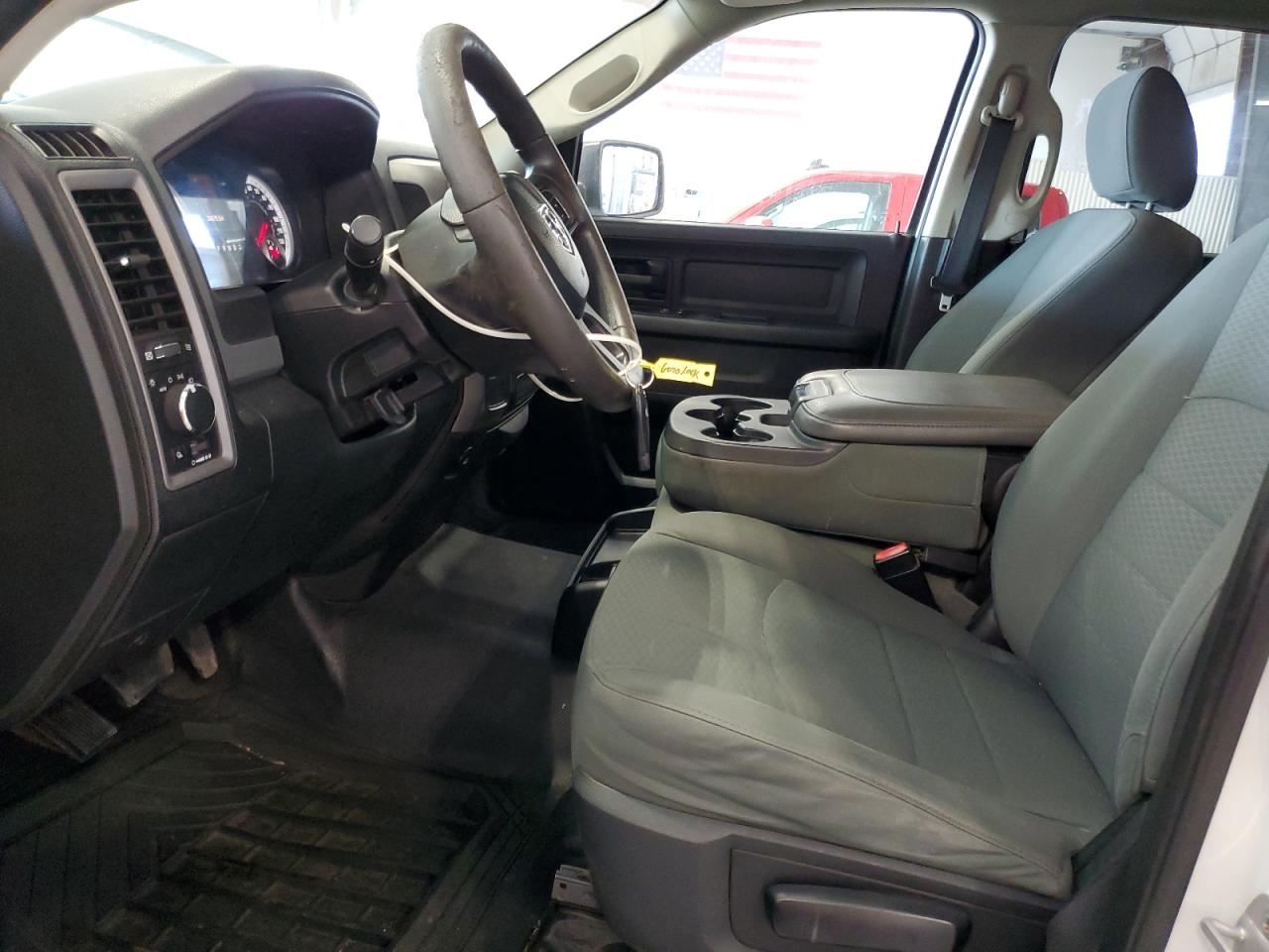 2014 Ram 2500 St White vin: 3C6TR5HT3EG258862