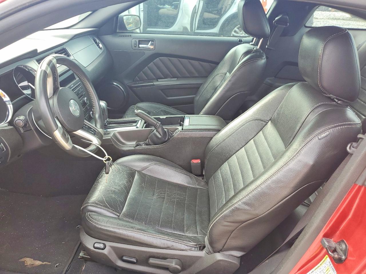 2010 Ford Mustang Red vin: 1ZVBP8AN7A5123521