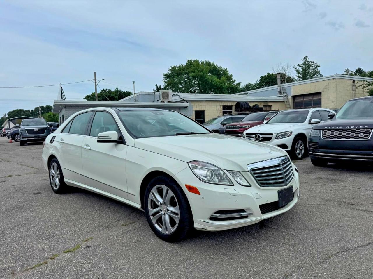 2011 Mercedes-benz E 350 4matic White vin: WDDHF8HB7BA349889