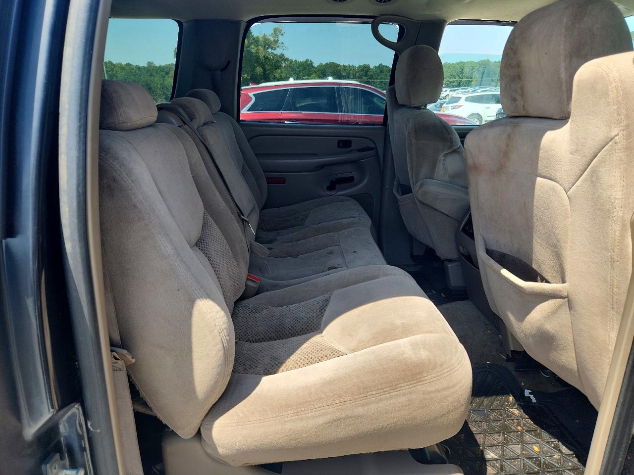2004 Chevrolet Suburban C1500 Black vin: 1GNEC16Z74J313207