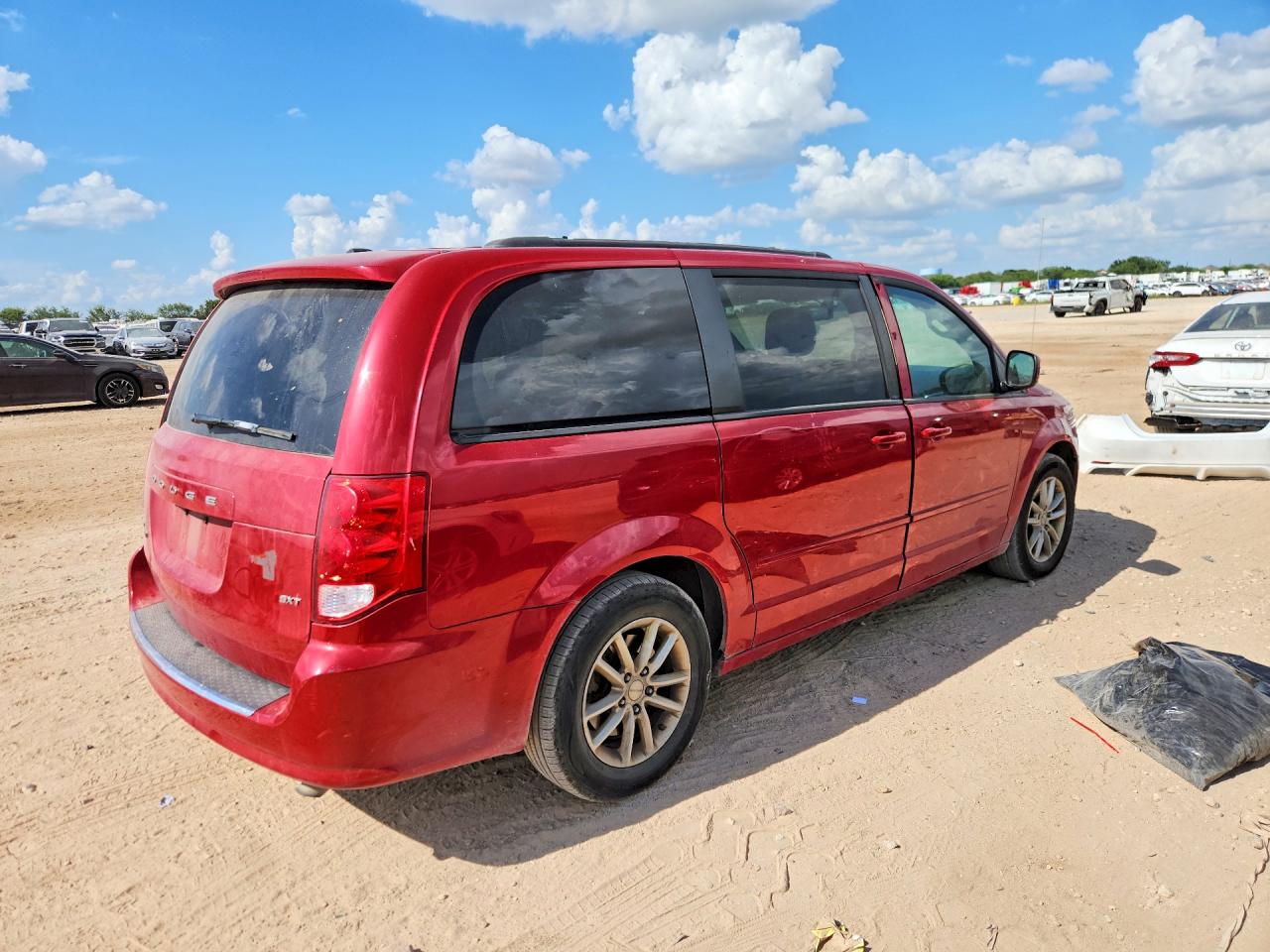 2014 Dodge Grand Caravan Sxt Red vin: 2C4RDGCG2ER250818