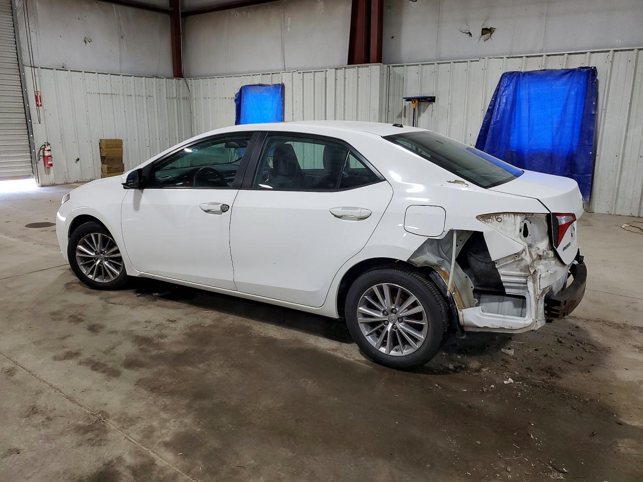 2014 Toyota Corolla Le Premium White vin: 5YFBURHE3EP133379