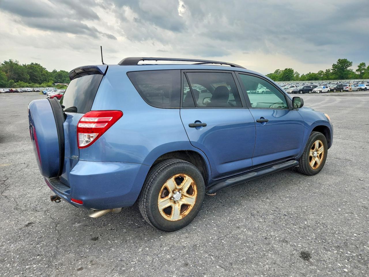 2010 Toyota Rav4 Base Blue vin: 2T3BF4DV3AW081576