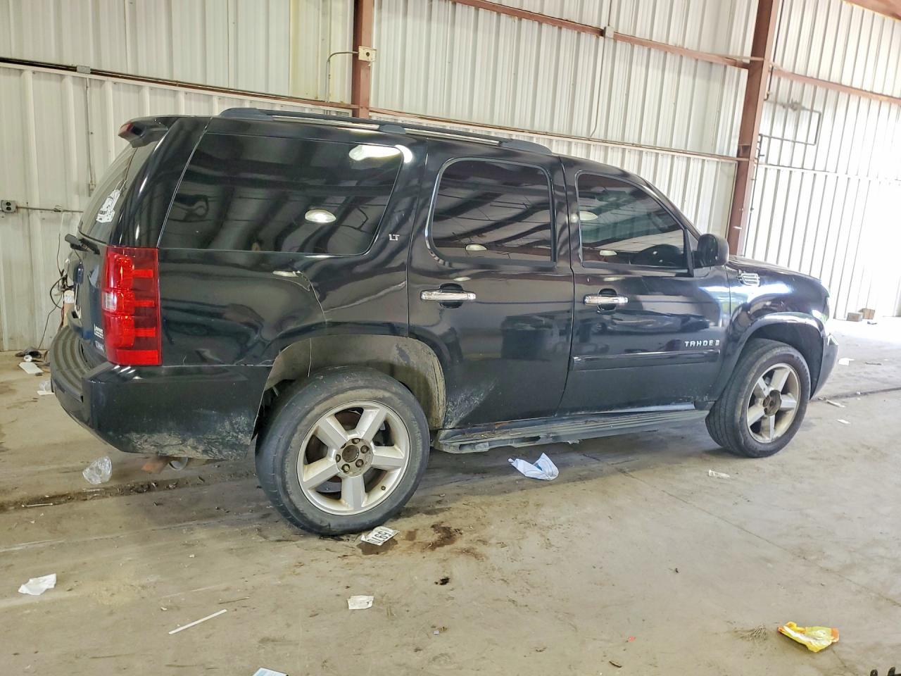 2008 Chevrolet Tahoe K1500 Black vin: 1GNFK13028J220176