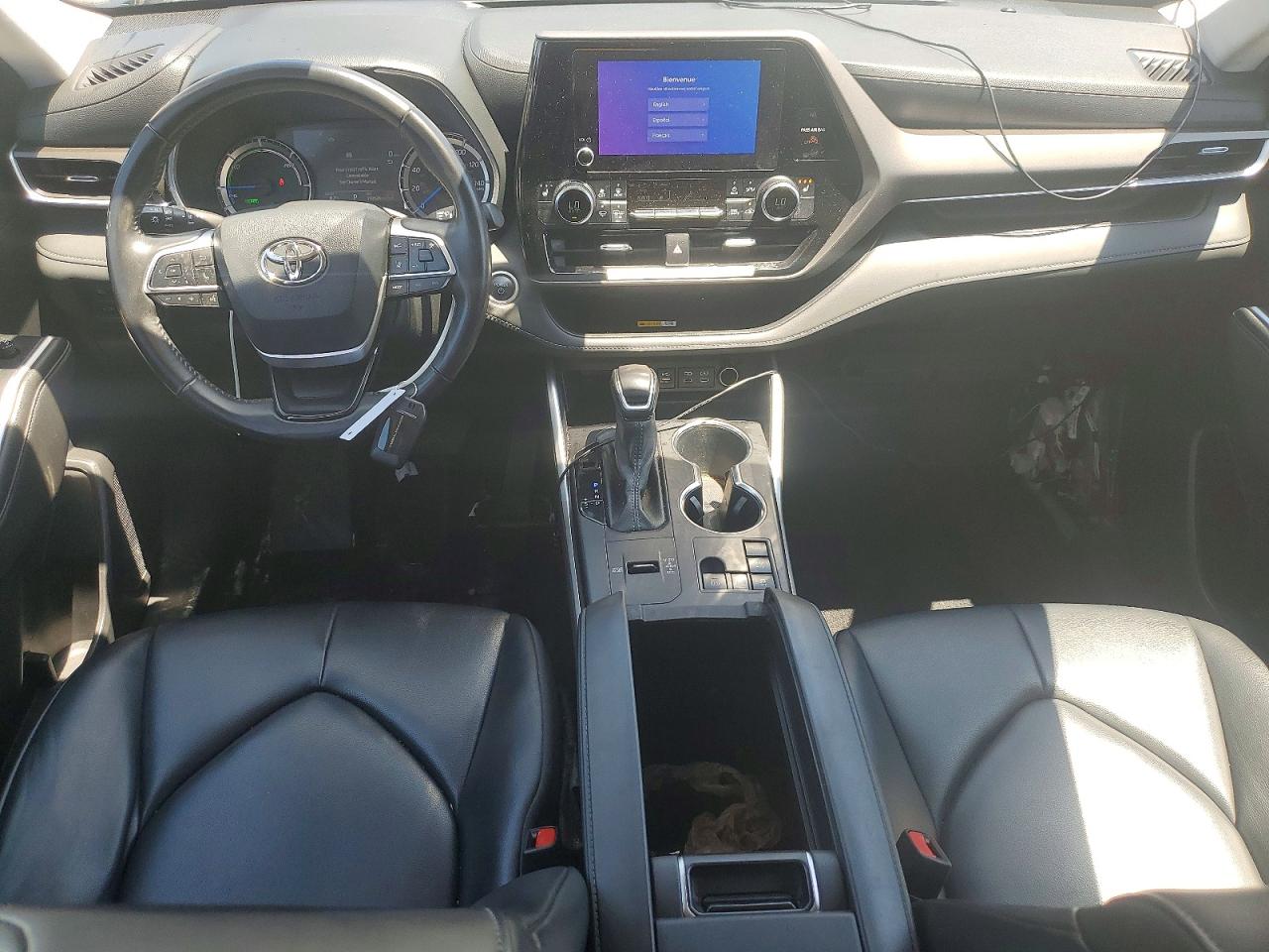 2024 Toyota Highlander Hybrid Xle Серый vin: 5TDKBRCH6RS141416