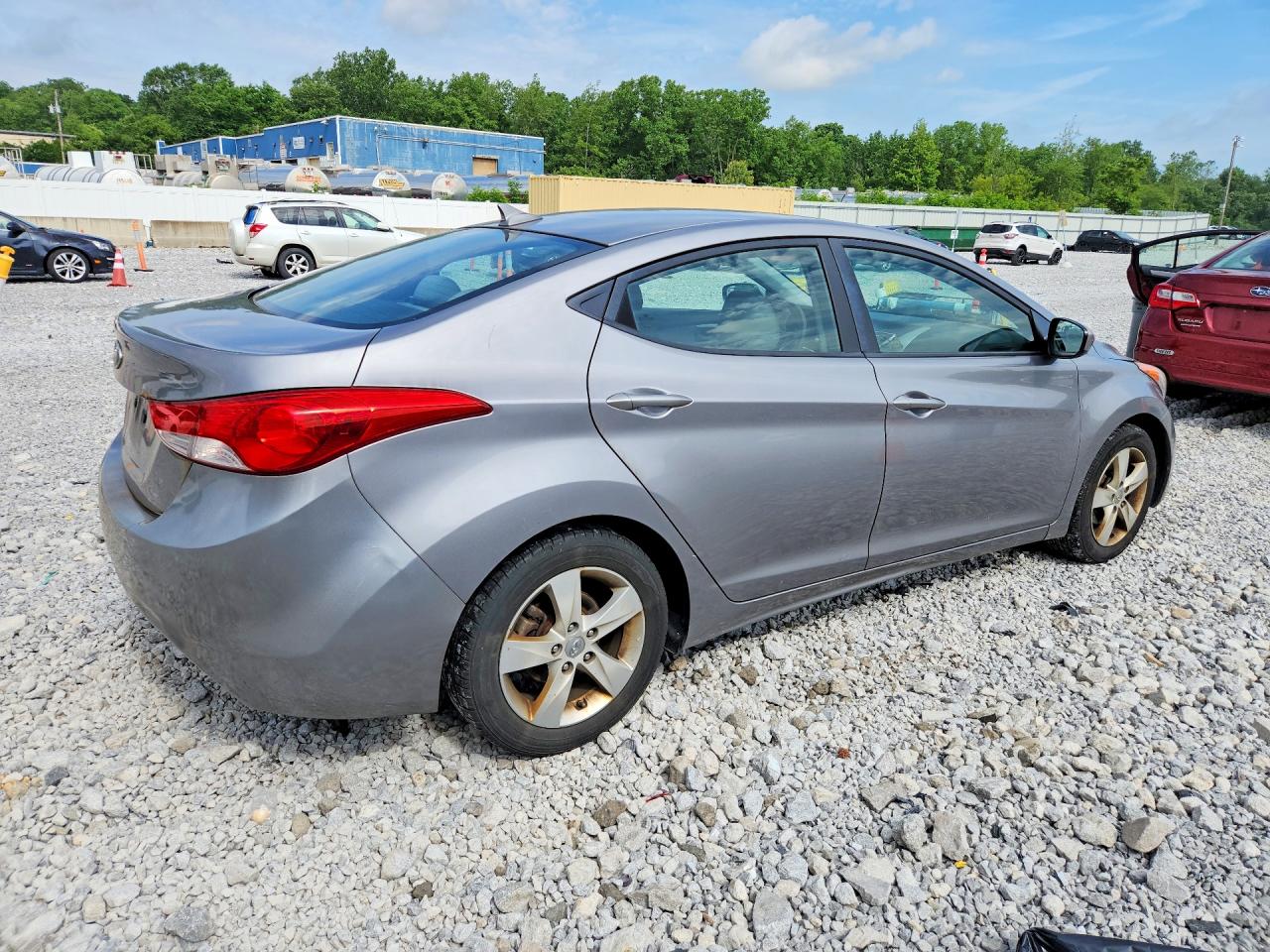 2011 Hyundai Elantra Gls Silver vin: KMHDH4AEXBU139605