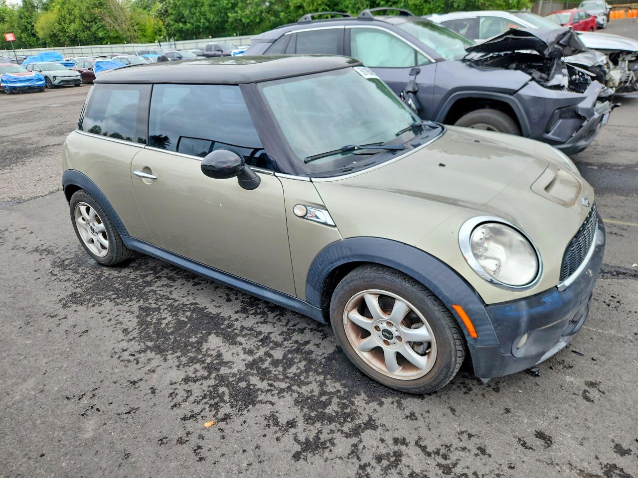 2007 Mini Cooper S Tan vin: WMWMF73517TV31343