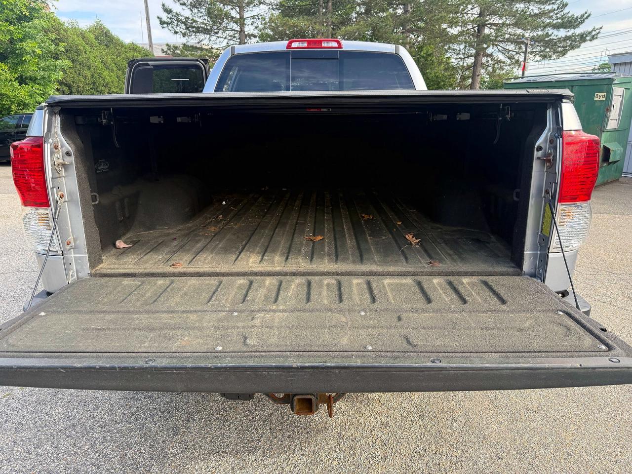 2010 Toyota Tundra Double Cab Sr5 Silver vin: 5TFUY5F16AX134429