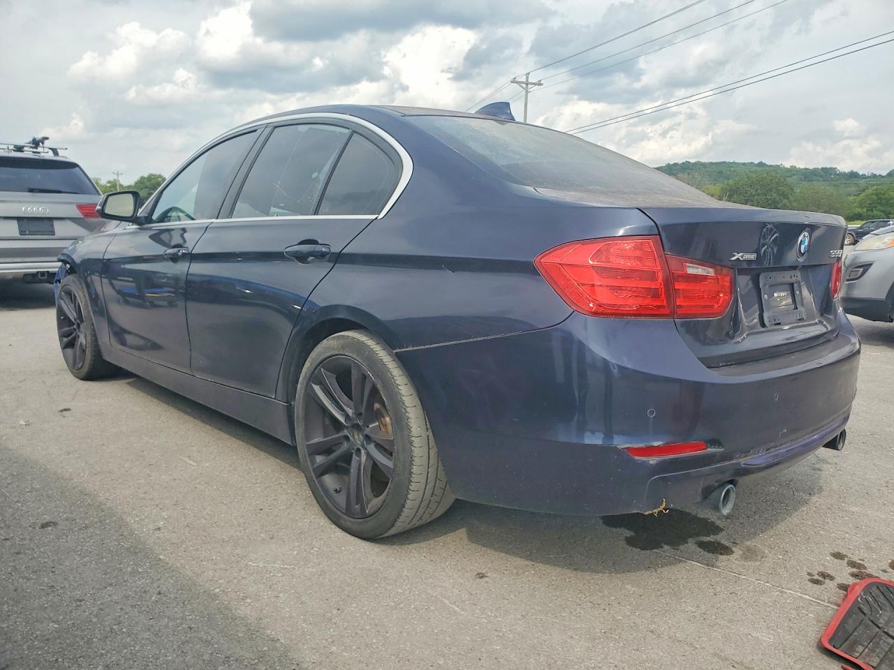 2015 Bmw 335 Xi Blue vin: WBA3B9G52FNR94446