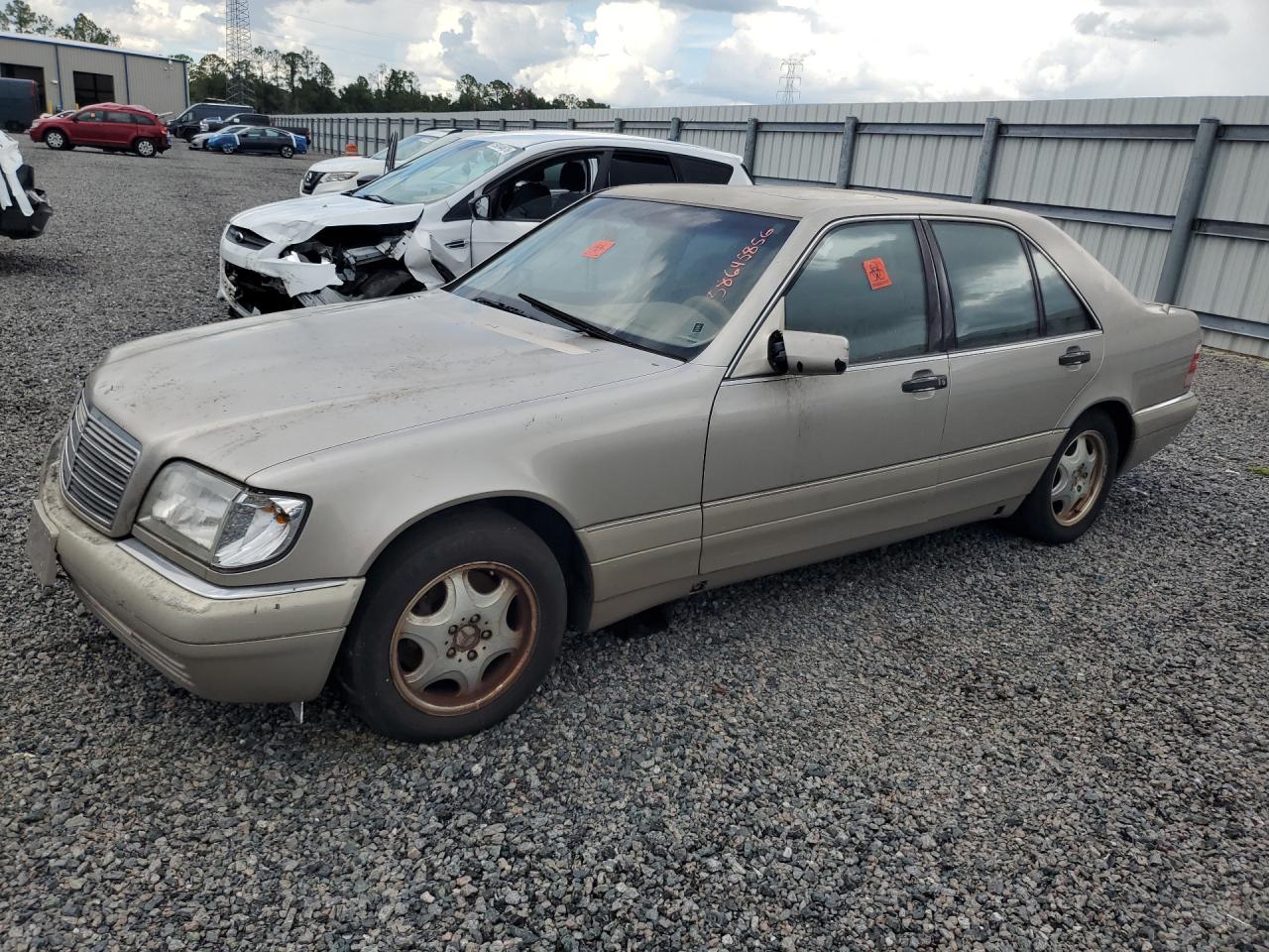 WDBGA32G2XA414682
