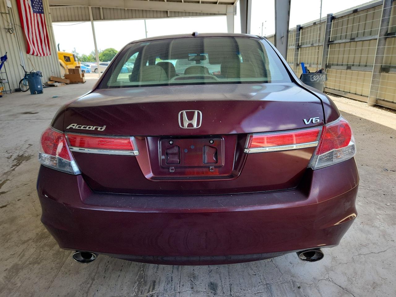 2011 Honda Accord Exl Burgundy vin: 1HGCP3F8XBA021797