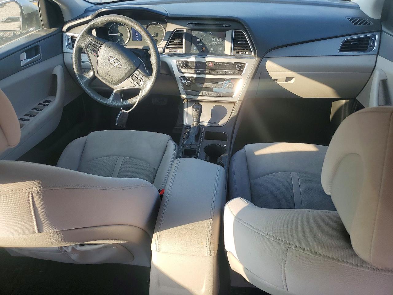 2016 Hyundai Sonata Se Серебряный vin: 5NPE24AF3GH339472