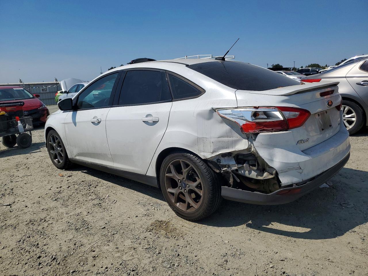 2014 Ford Focus Se White vin: 1FADP3F21EL248213
