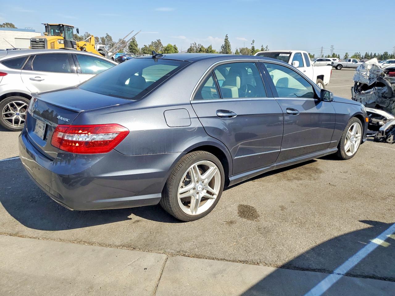 2011 Mercedes-benz E 550 4matic Blue vin: WDDHF9AB1BA364646