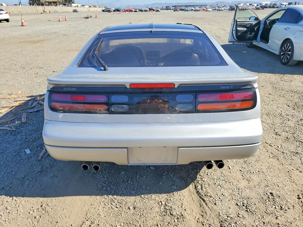 1990 Nissan 300zx Turbo Silver vin: JN1CZ24A7LX002747