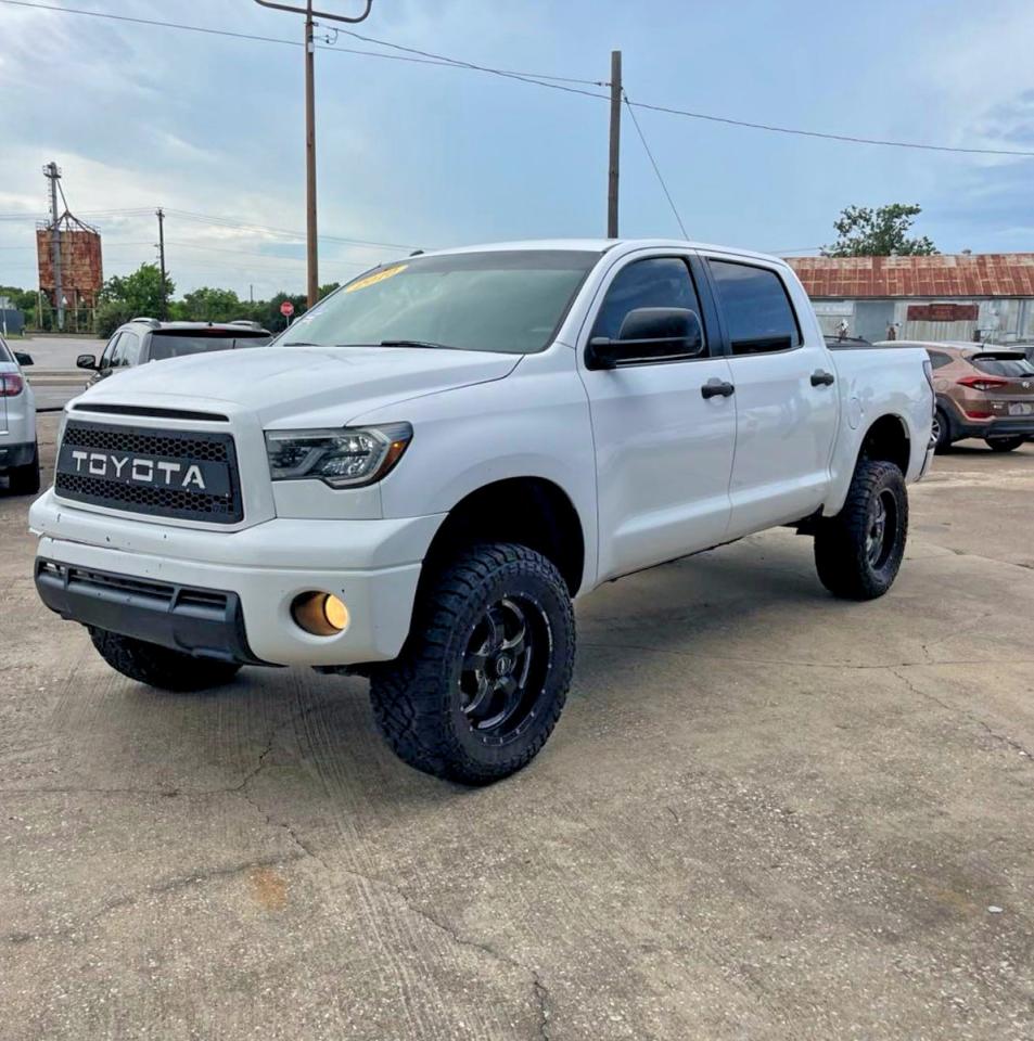 2010 Toyota Tundra Crewmax Sr5 White vin: 5TFEY5F12AX089591