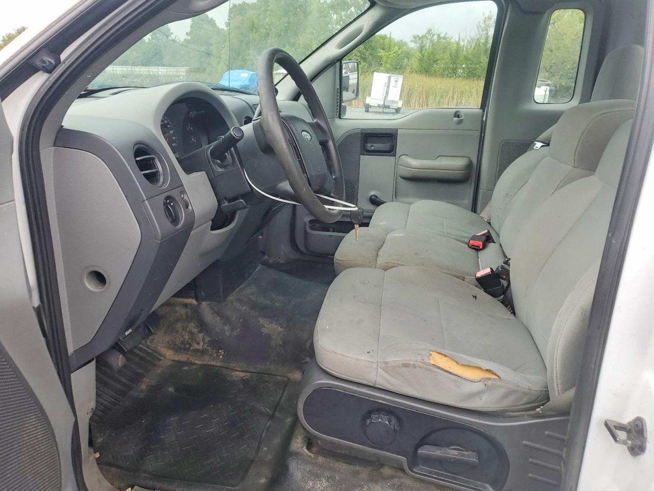 2007 Ford F150 White vin: 1FTRF12W27KC09607