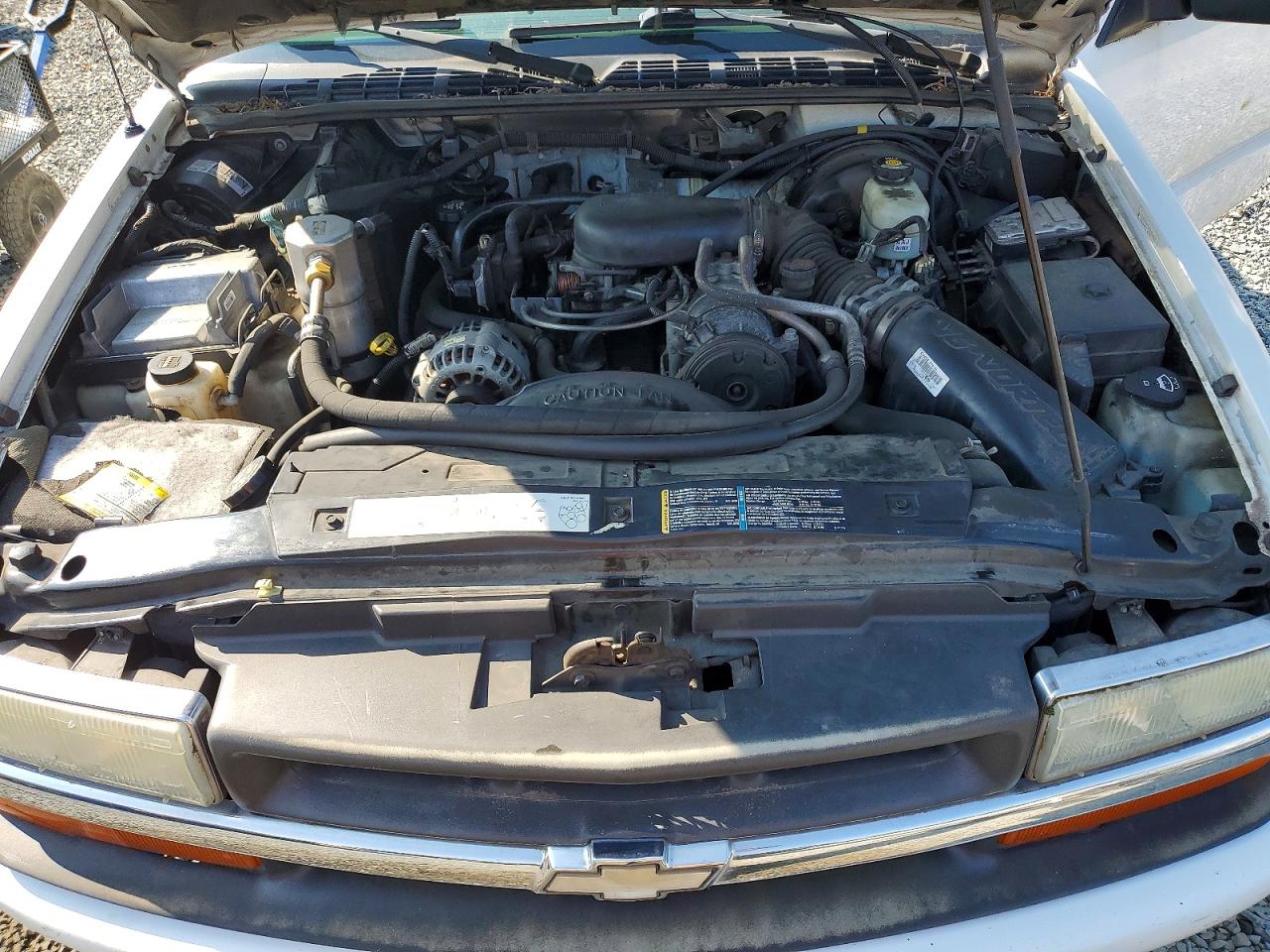 2003 Chevrolet S Truck S10 White vin: 1GCCS19X538173998