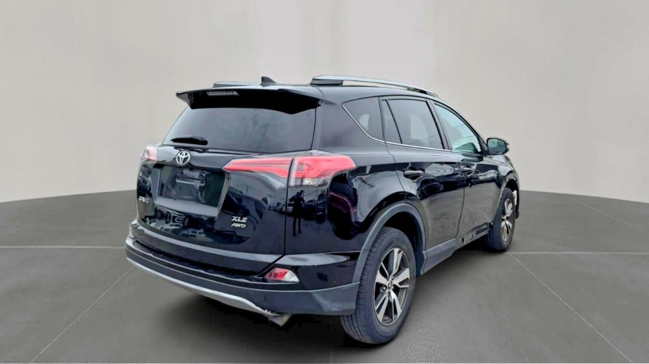 2017 Toyota Rav4 Xle Black vin: 2T3RFREV0HW654552
