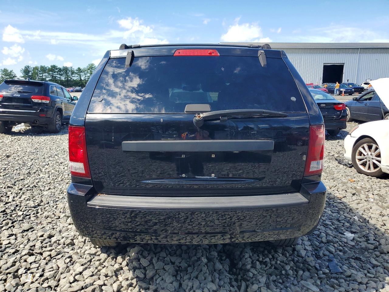 2007 Jeep Grand Cherokee Laredo Black vin: 1J8GR48K97C623832