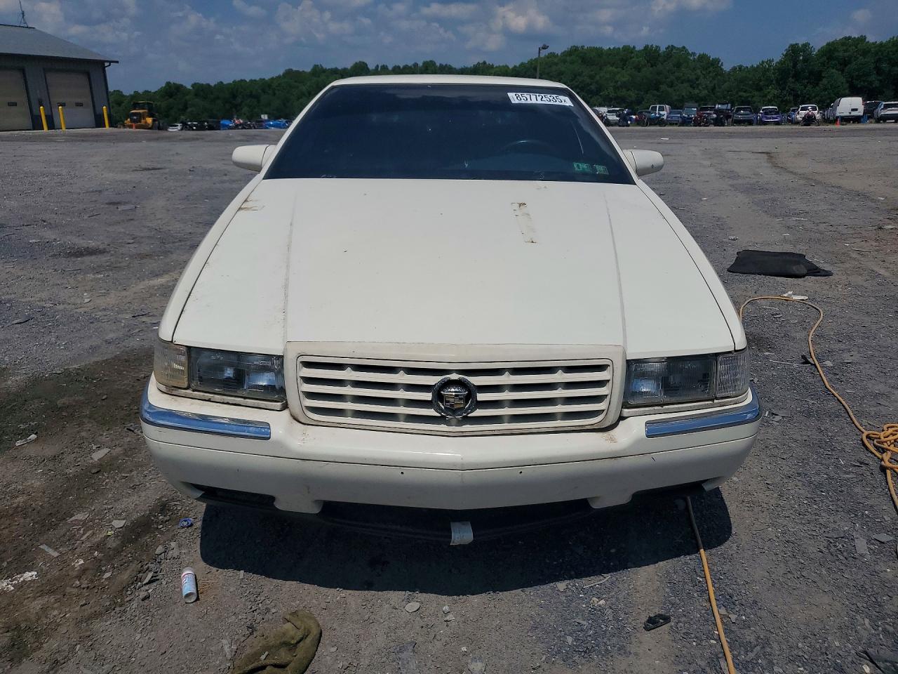 1996 Cadillac Eldorado Touring White vin: 1G6ET1299TU615984
