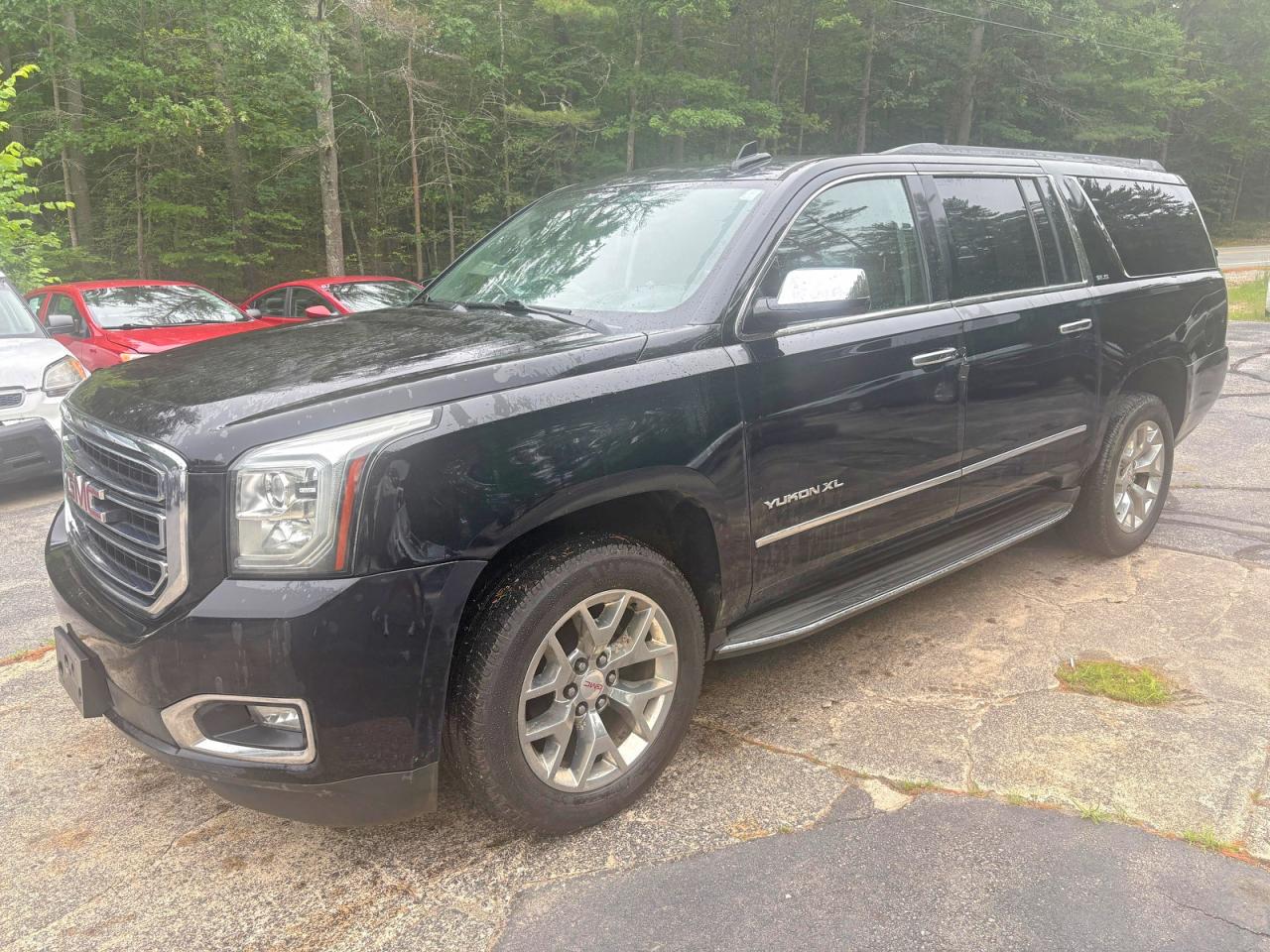 2015 Gmc Yukon Xl K1500 Sle Black vin: 1GKS2GKC7FR500992