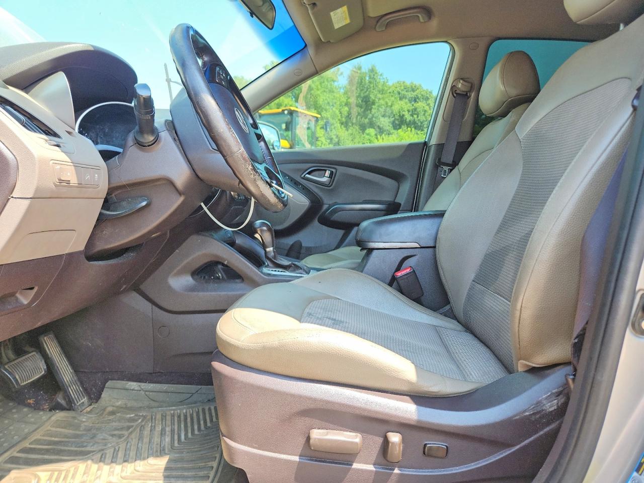 2015 Hyundai Tucson Se Серый vin: KM8JU3AG3FU073429